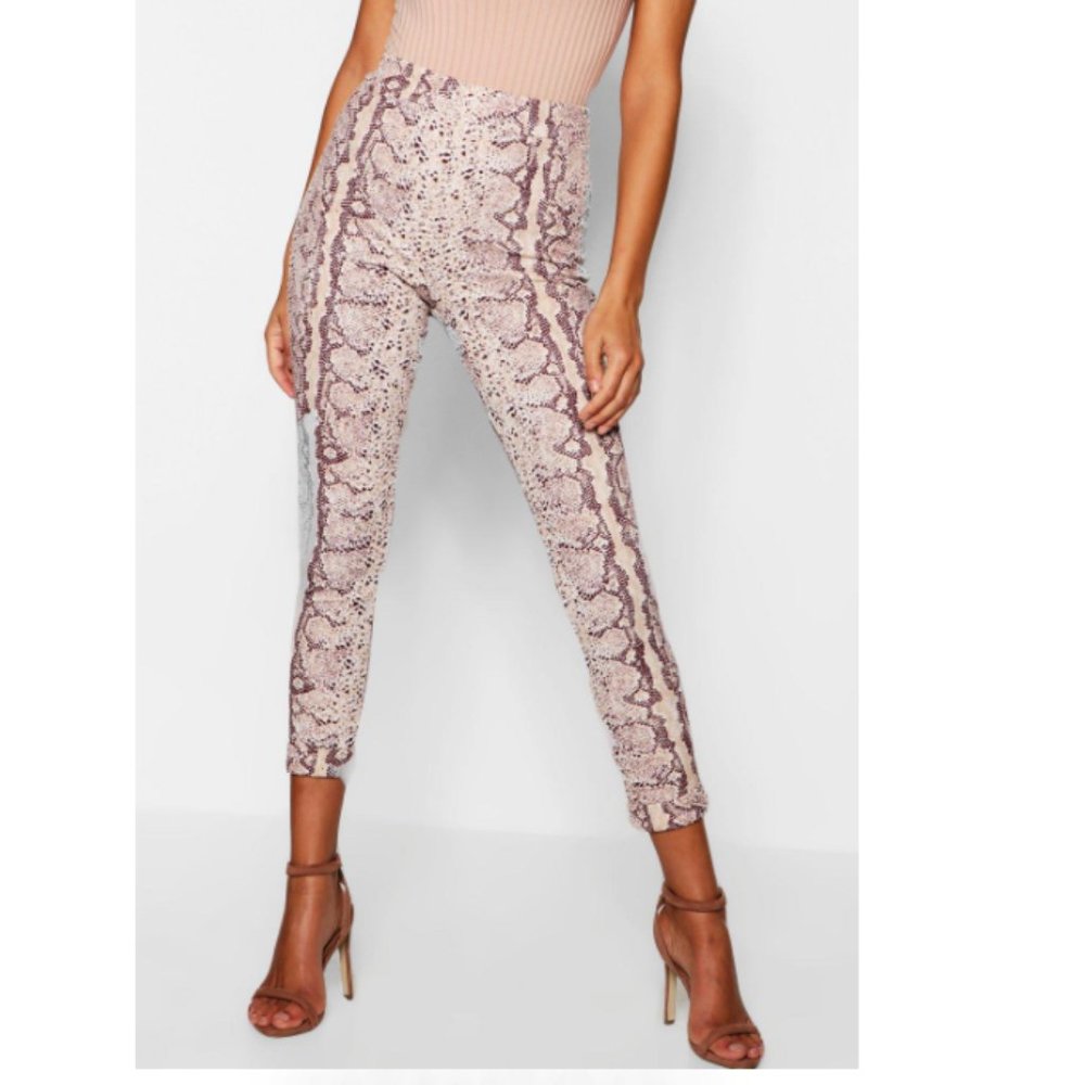 Boohoo snake print pants sz 2